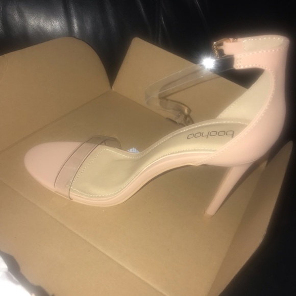 High heels - Picture 3 of 5